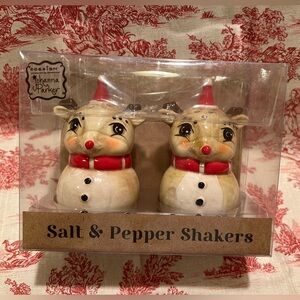 NWT JOHANNA PARKER REINDEER SALT & PEPPER SHAKERS.